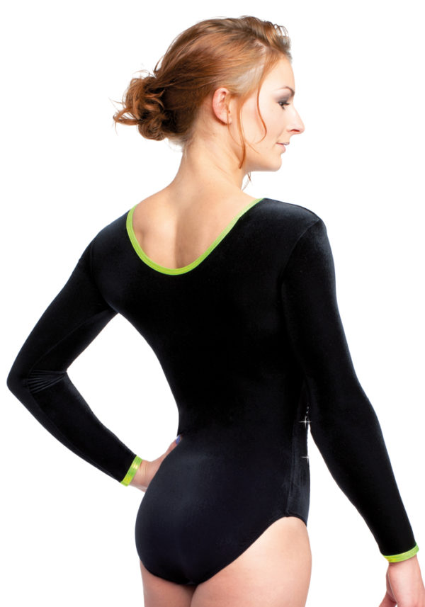 ERVY samtiger Turnanzug für Damen und Mädchen in Schwarz mit grünem Kontrast am Hals und Ärmeln unten.