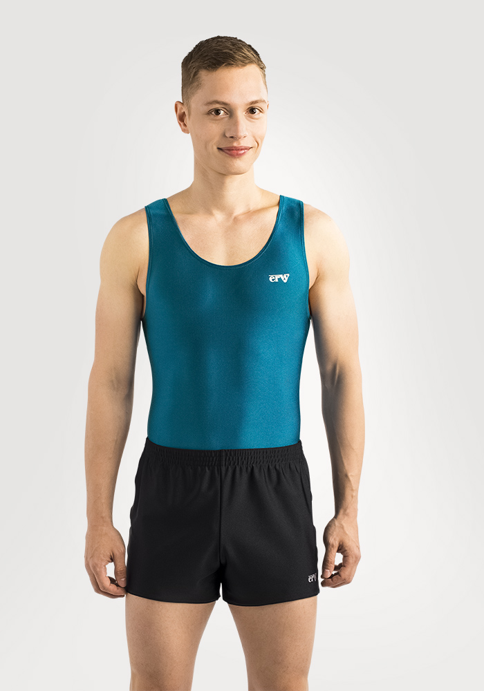 ERVY Herren-Set mit ärmellosem Turntrikot in blau-grün und kurze Turnhose mit elastischem Bund.